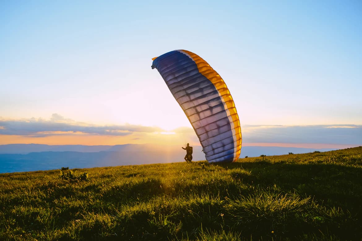 Paraglajding u Crnoj Gori – let između mora, planina i slobode