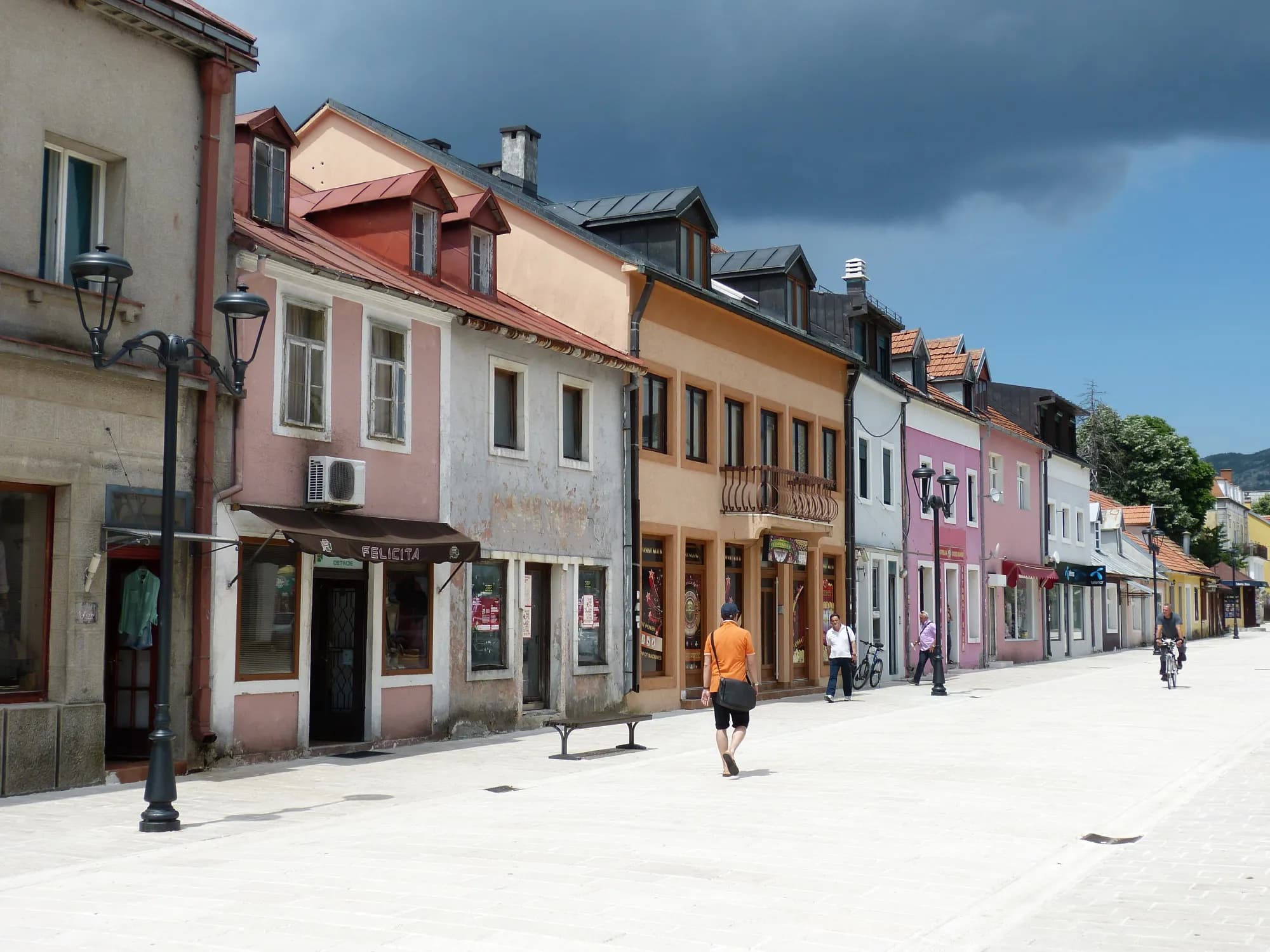 Cetinje: Vodič za porodično putovanje u srce crnogorske istorije