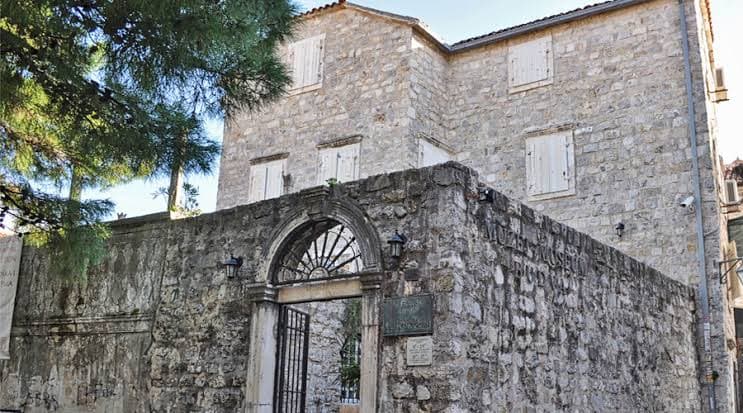 Museos y galerías de Budva